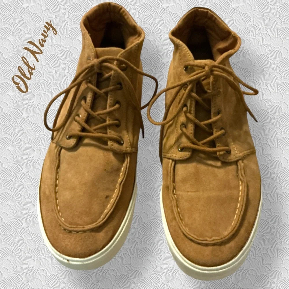 🌺OLD NAVY TAN FAUX-SUEDE MID TOP MOCCASINS